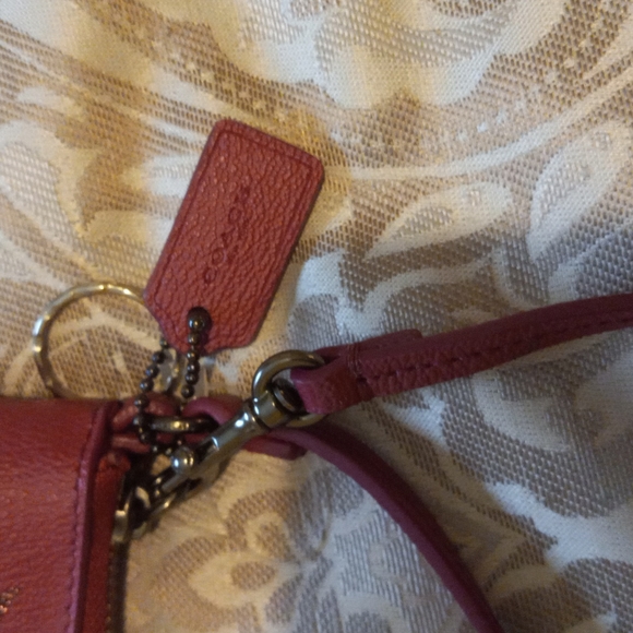 AUTHENTIC COACH WRISTLET - Picture 3 of 8